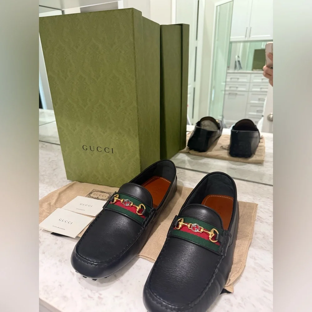 Gucci Black Leather Loafers - Picture 1 of 5